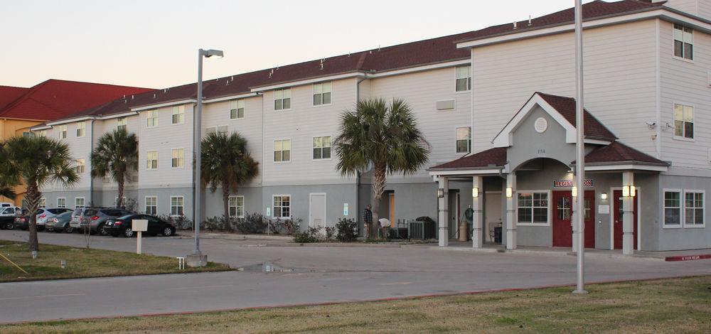 Americas Best Value Inn & Suites-Winnie Zewnętrze zdjęcie